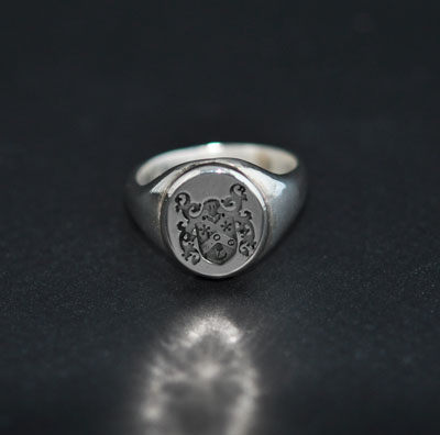 Coat-of-Arms-ring-3